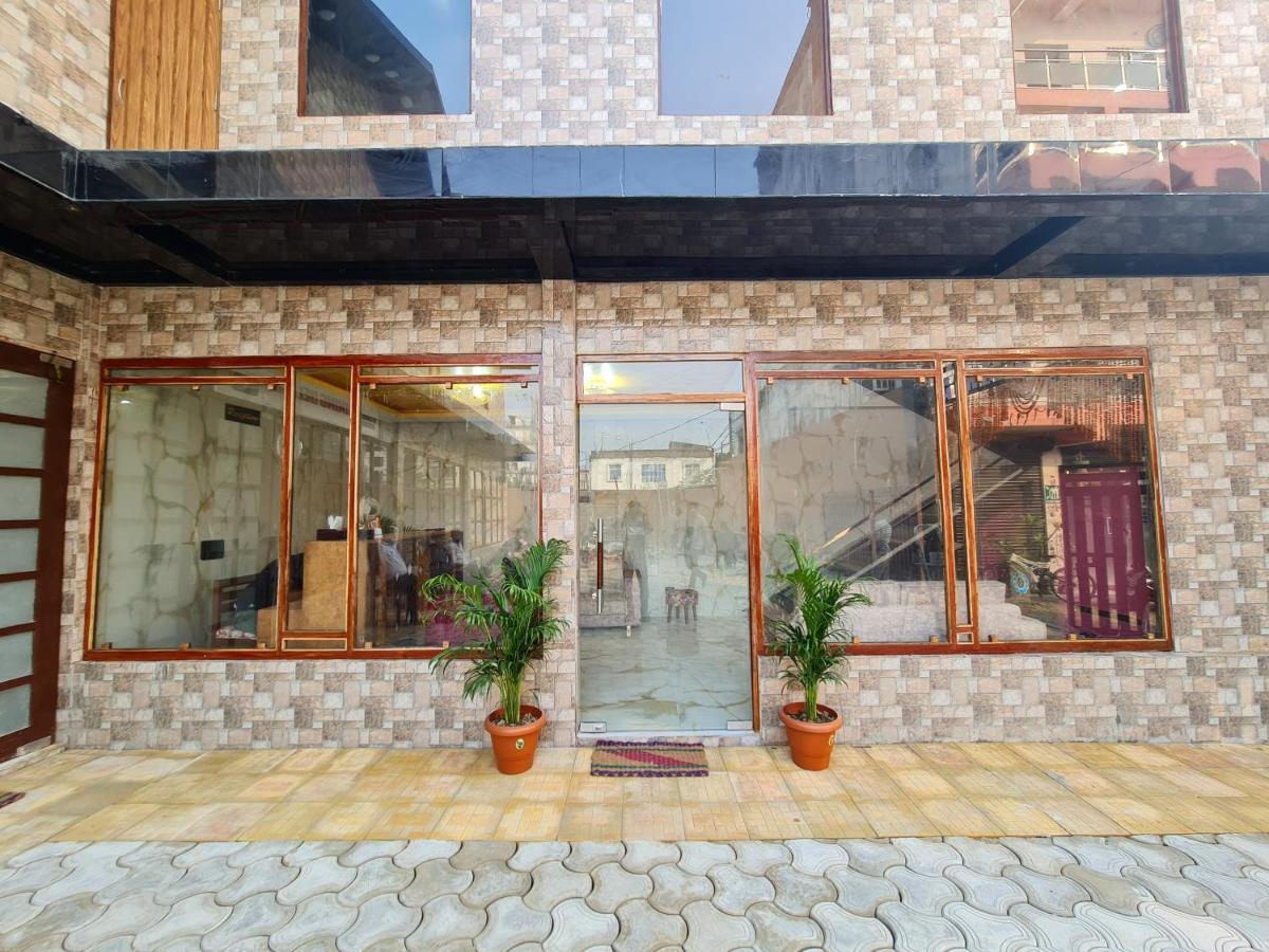 Hotel Aurelia Pearl Patna  Exterior photo
